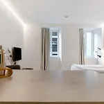 App 103 Palazzo Cavour Apartment *